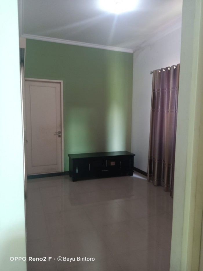 Ahee. Rumah dijual di cluster Ivory Lippo Cikarang 